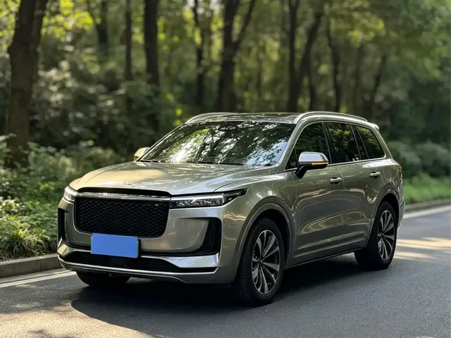 Li Auto Li ONE 2020 Extended Range 6-seater