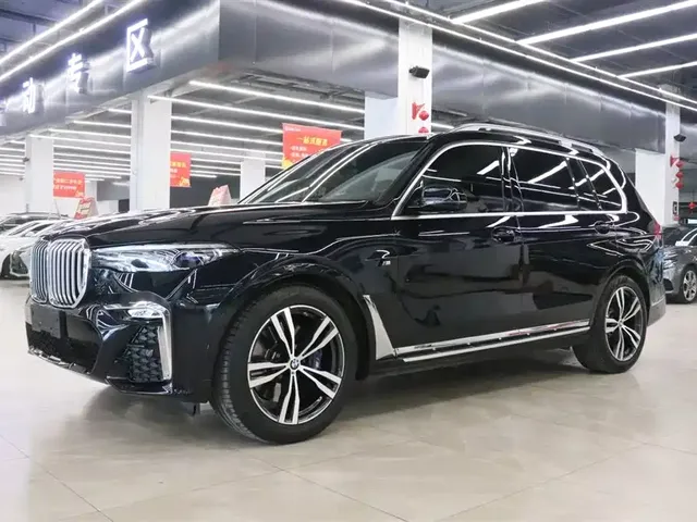 BMW X7 2022 xDrive40i Exclusive M Sport Package