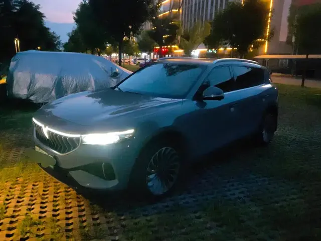 Voyah Auto VOYAH FREE 2021 AWD Standard Range Extender Exclusive Luxury Package