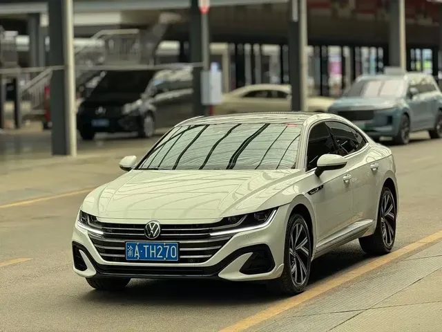 Volkswagen FAW-Volkswagen CC 2024 330TSI Dazzling Edition