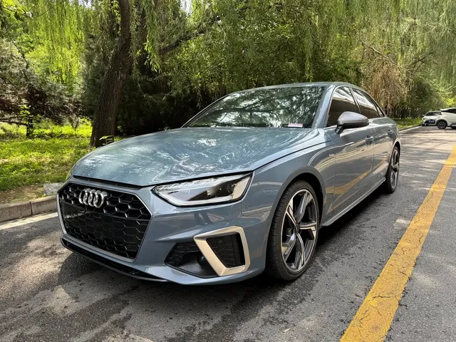 Audi A4L 2022 40 TFSI quattro RS Kit Burning Speed