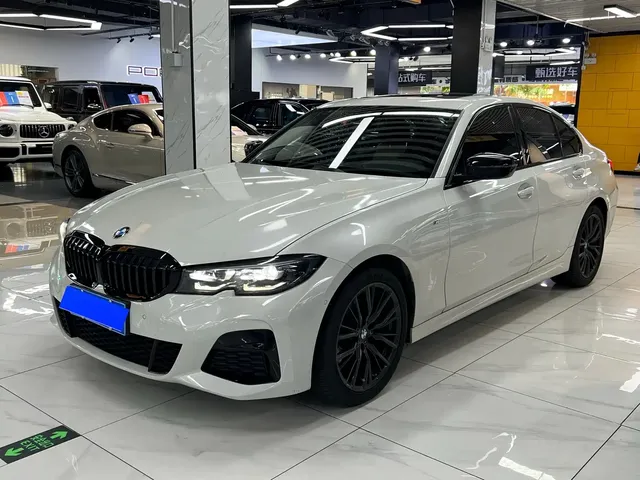 BMW 3 Series 2022 325i M Sport Shadow Edition