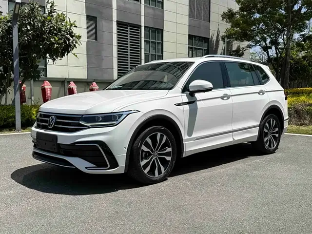 Volkswagen Tiguan L 2022 330TSI Auto 2WD R-Line Premium Edition
