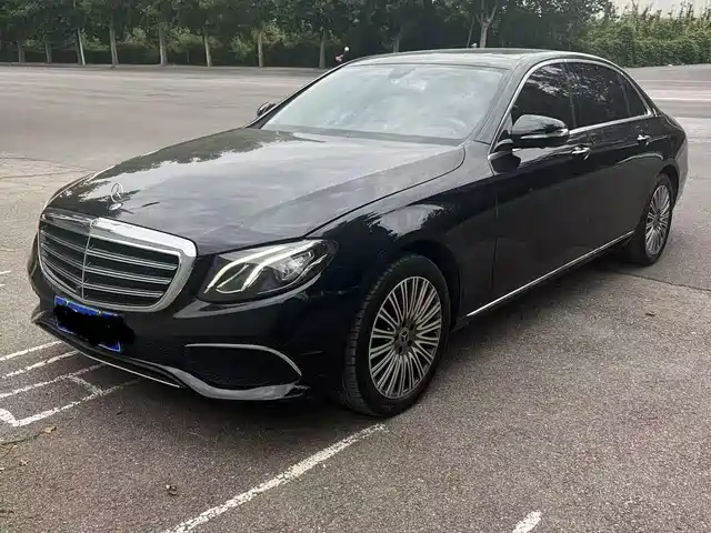 Mercedes-Benz E-Class 2020 E 300 L Fashion