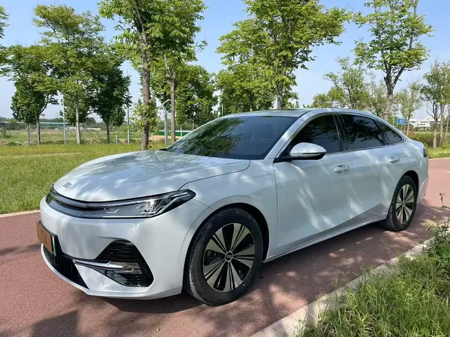 Geely Galaxy A7 2025 EM-i 150km Premium Edition