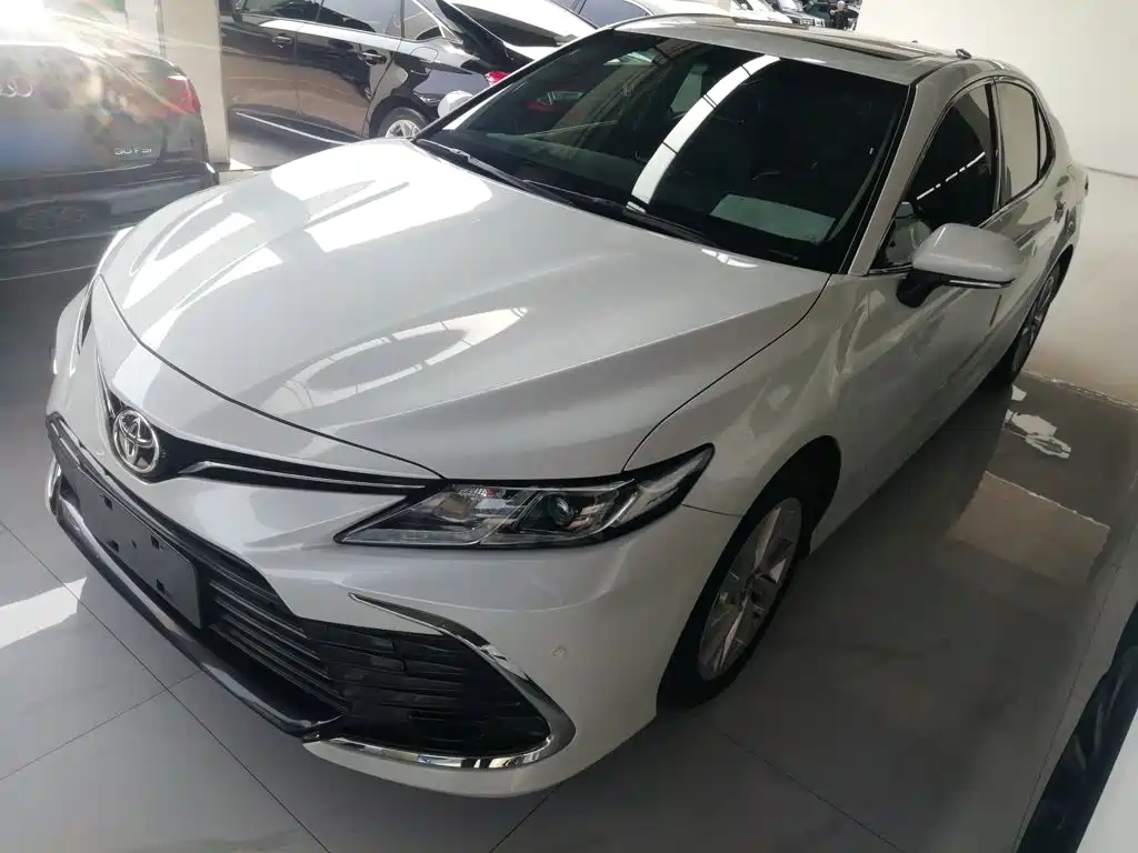 Toyota Camry 2022 2.0GVP Leading Edition