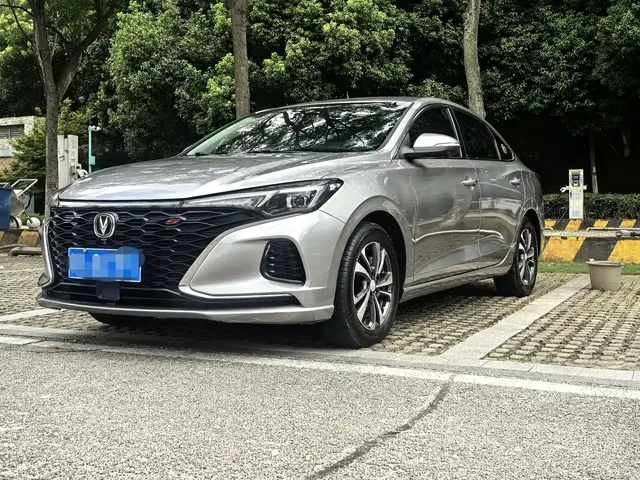 Changan Eado 2022 PLUS Blue Whale NE 1.4T GDI DCT Premium Edition