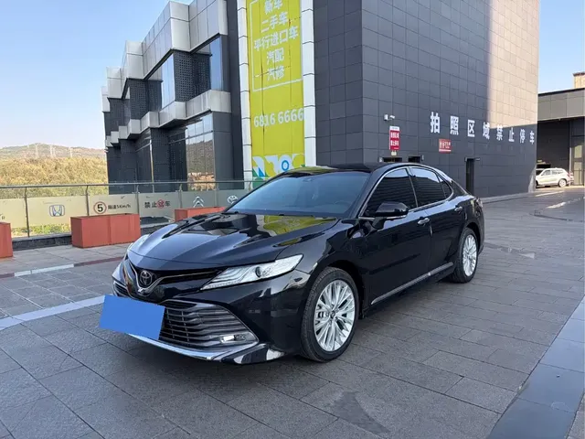 Toyota Camry 2018 2.5G Luxury Edition