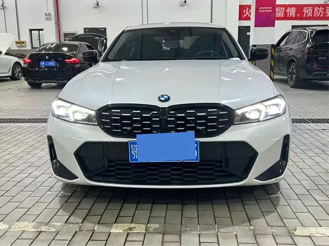 BMW 3 Series 2023 325Li M Sport Black Night Package