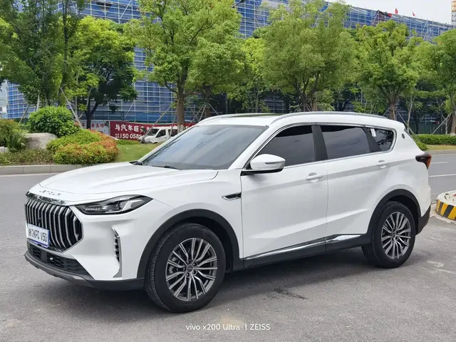 Jetour X70 PLUS 2024 Champion Edition 1.5T DCT Champion PRO 5-seater