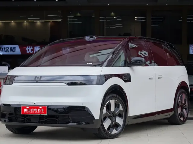ZEEKR MIX 2025 Smart Driving Edition