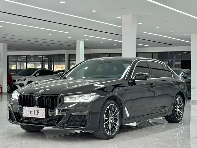 BMW 5 Series 2022 Facelift 530Li Leading M Sport Package