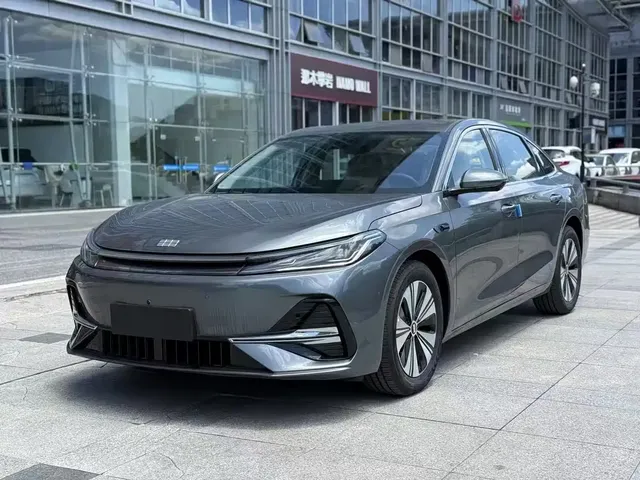 Geely Galaxy A7 2025 EM-i 150km Explorer+ Edition