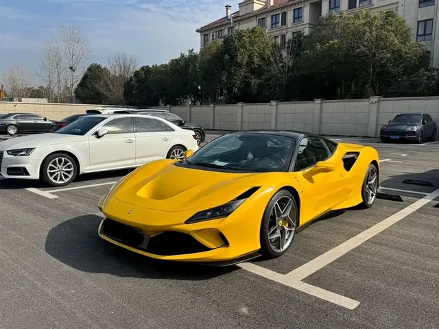 Ferrari F8 2019 Tributo 3.9T V8
