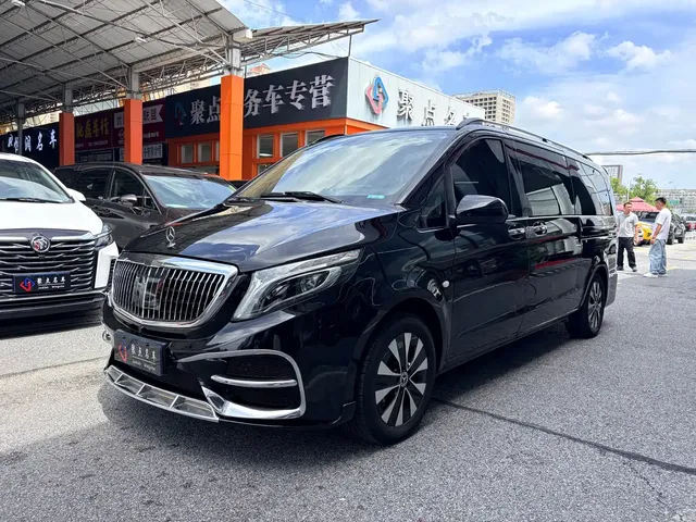 Mercedes-Benz Vito 2021 2.0T Business Edition 7-seater