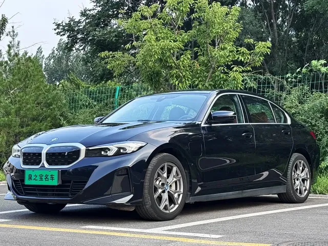 BMW i3 2024 eDrive 35 L
