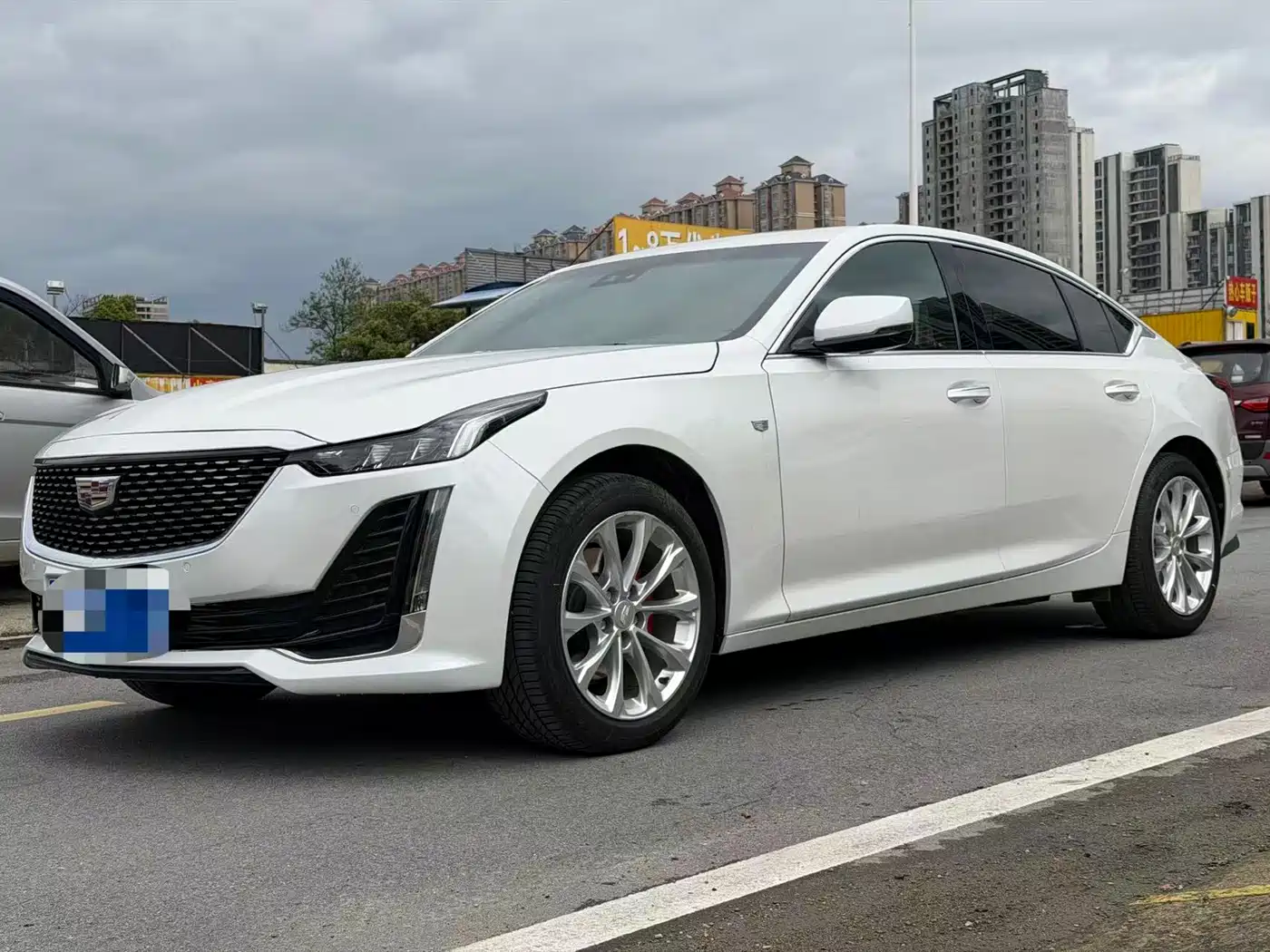 Cadillac CT5 2023 28T Luxury Style (Standard Edition)