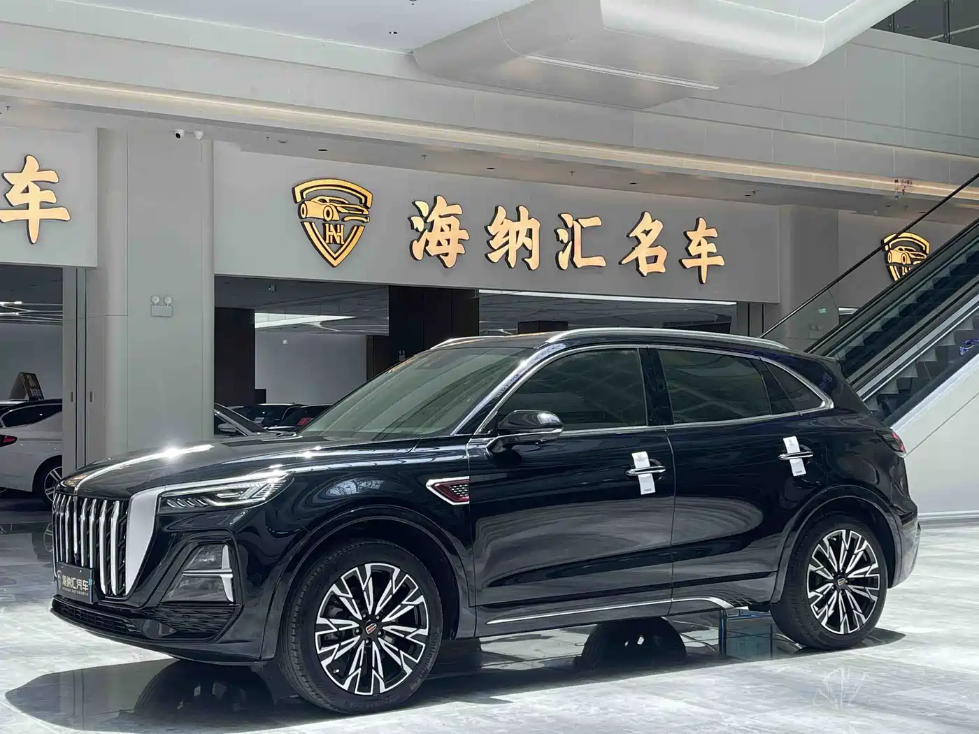Hongqi HS5 2023 2.0T AWD Flag Enjoy Pro Edition