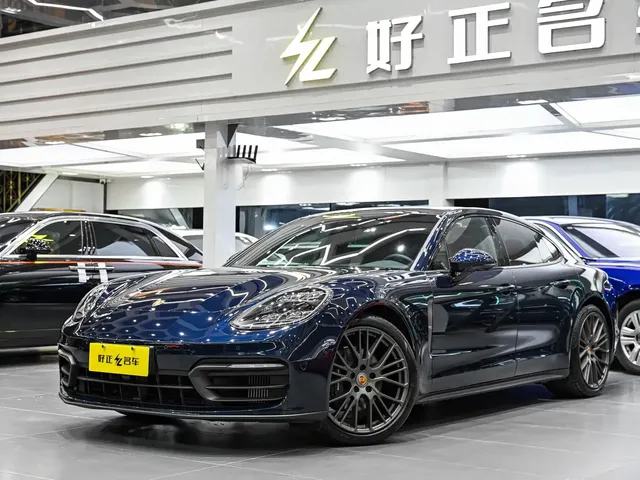 Porsche Panamera 2023 Facelift Panamera 2.9T Platinum Edition