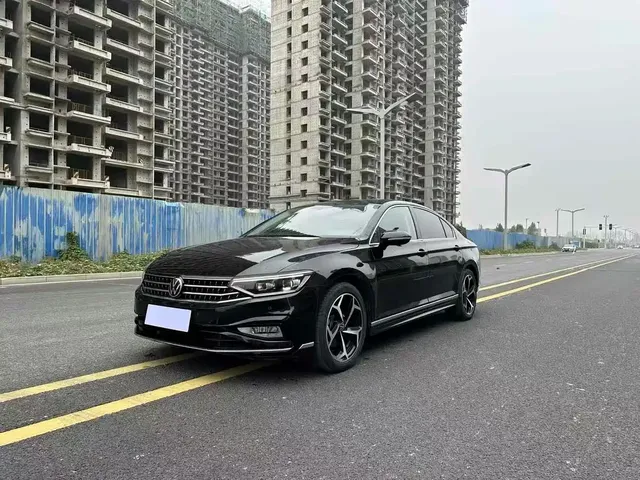 Volkswagen Magotan 2023 Model 2 Million Commemorative Edition 330TSI DSG Luxury