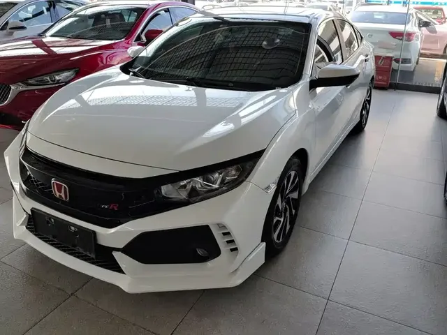 Honda Civic 2016 220TURBO CVT Luxury Edition