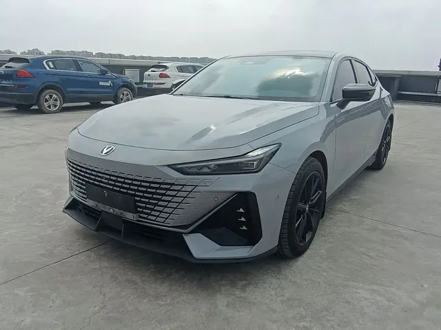 Changan UNI-V 2022 1.5T Sport Edition