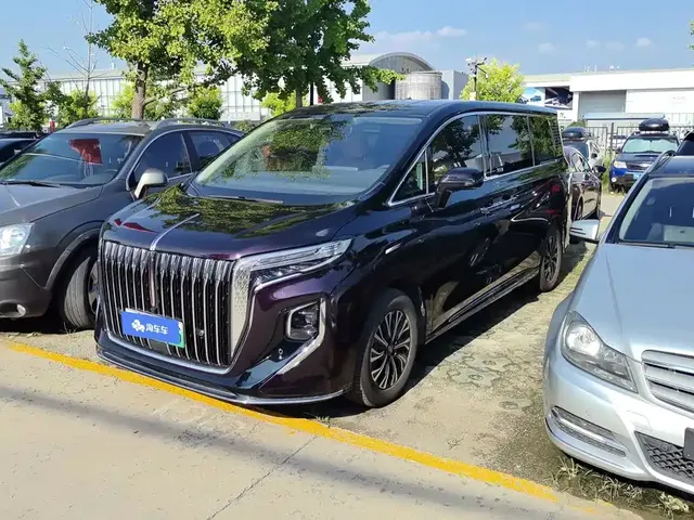 Hongqi HQ9 PHEV 2024 Model 2.0T AWD Business Edition