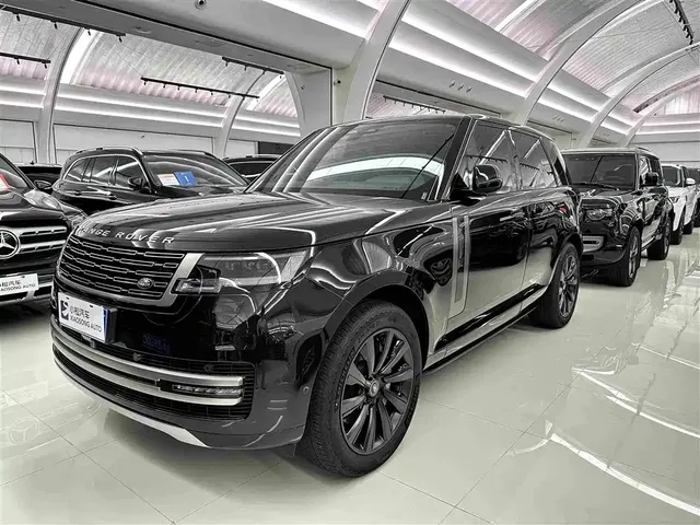 Land Rover Range Rover 2023 3.0 L6 360PS Golden Age Edition