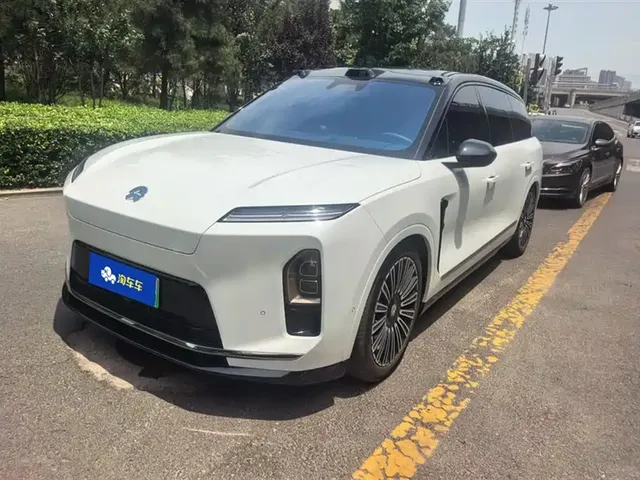NIO ES8 2025 Model 6-Seat Executive Luxury Edition