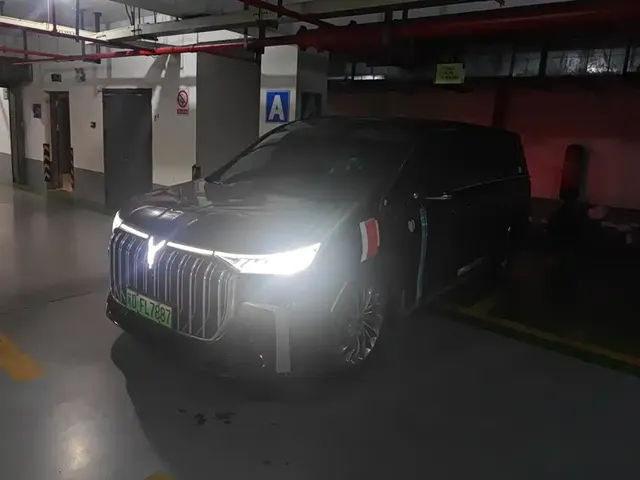 Voyah Auto Voyah Dreamer 2022 Low-carbon Dream+Smart Package
