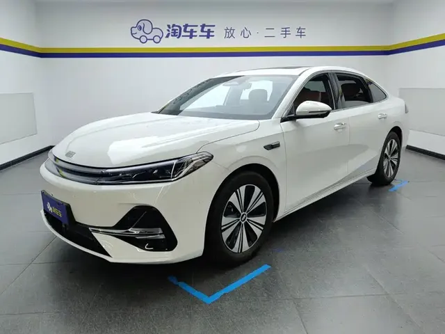 Geely Galaxy A7 2025 EM-i 150km Explorer+ Edition