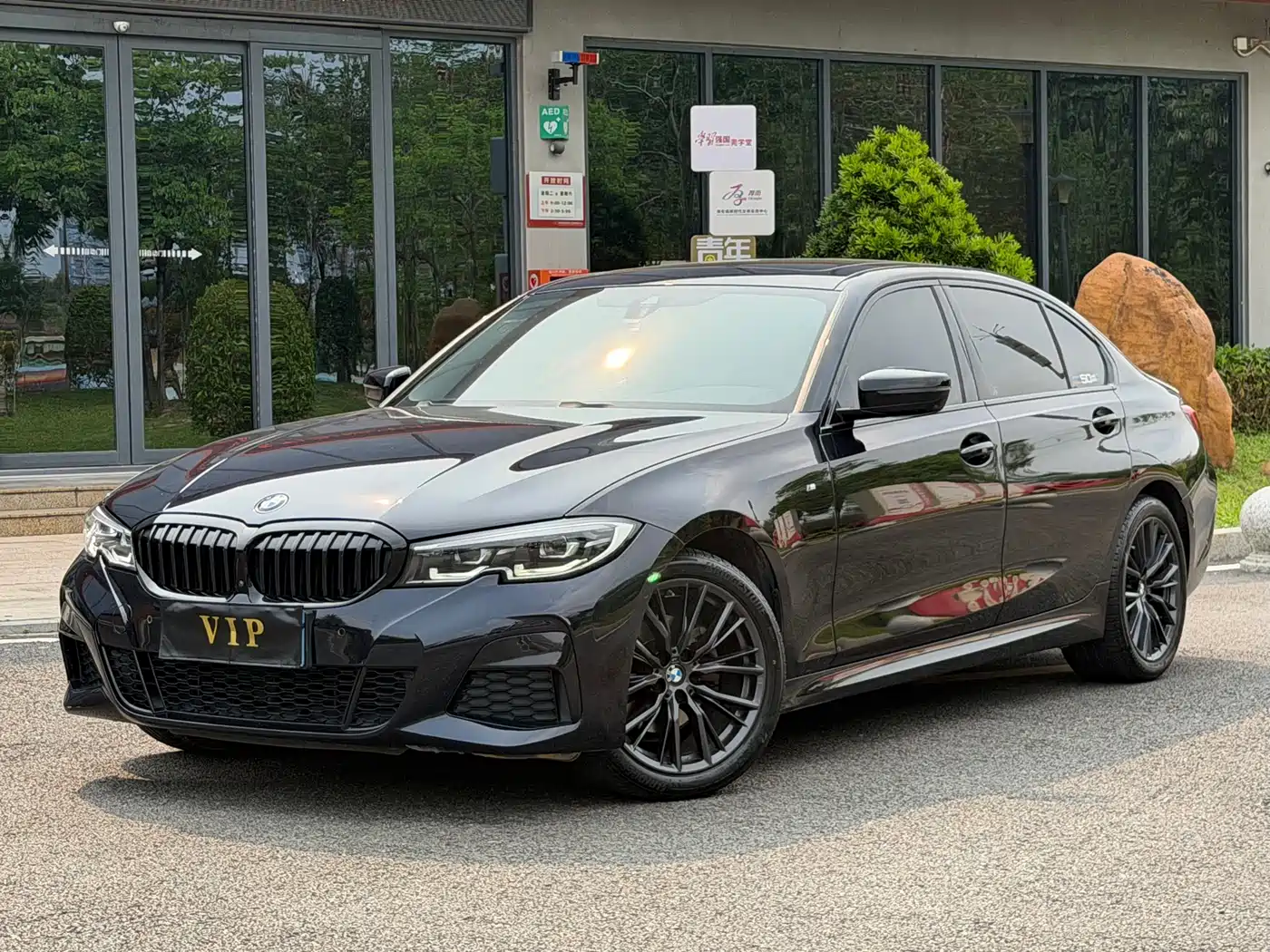 BMW 3 Series 2022 Facelift 325Li M Sport Shadow Edition