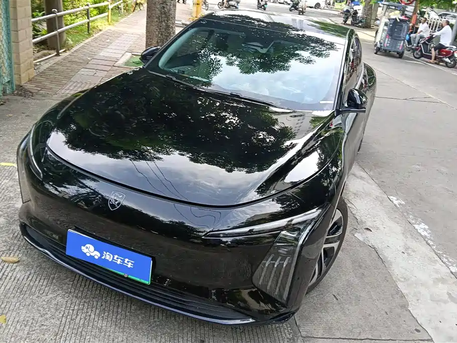 Dongfeng Fengxing Stellar S7 2024 555 Joy Edition