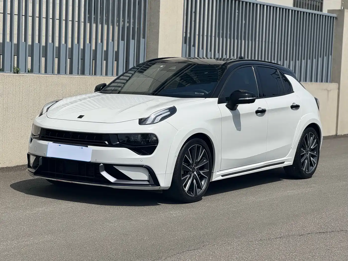 Lynk & Co 02 Hatchback 2022 2.0TD Pro