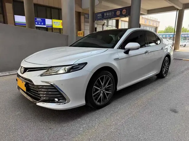 Toyota Camry 2023 Hybrid 2.5HGVP Leading Edition