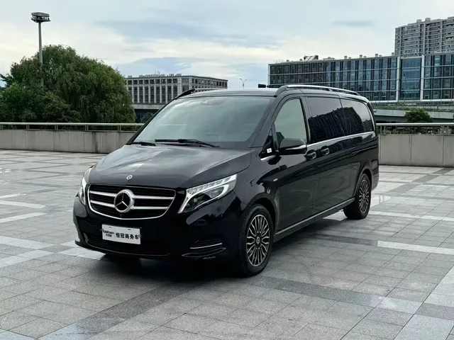 Mercedes-Benz V-Class 2018 V 260 L Premium Long Wheelbase Edition China VI