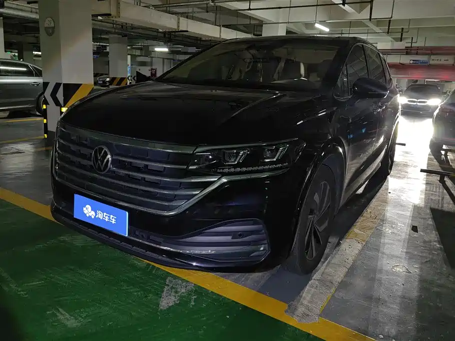 Volkswagen Viloran 2022 380TSI Premium Edition
