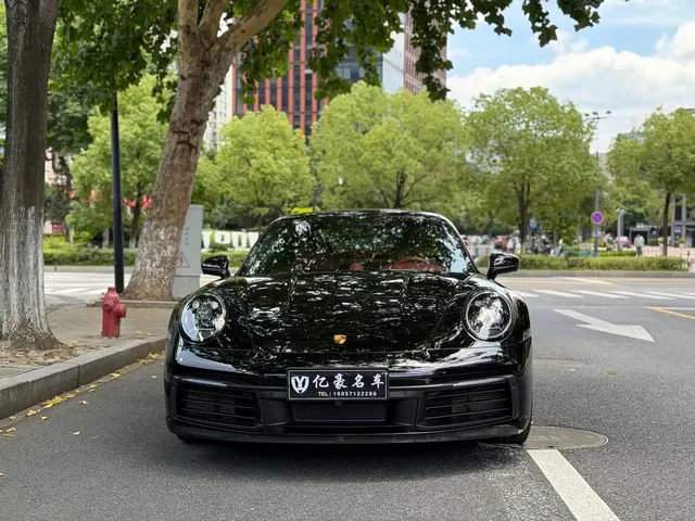 Porsche 911 2022 Carrera 4 3.0T