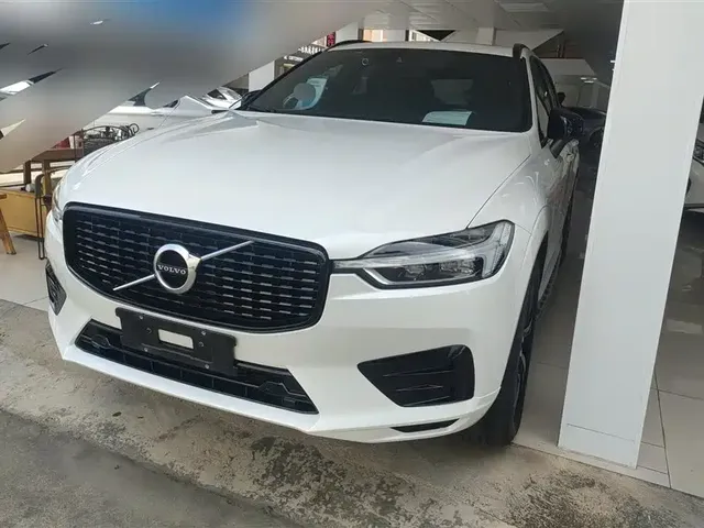 Volvo XC60 2021 T5 AWD R-Design
