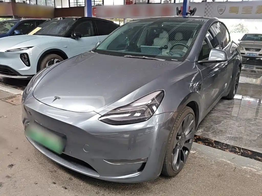 Tesla Model Y 2023 High Performance All-Wheel Drive Edition