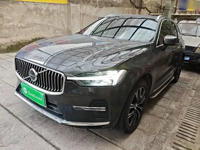 Volvo XC60 2022 B5 AWD Inscription