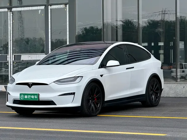 Tesla Model X 2023 Tri-motor AWD Plaid