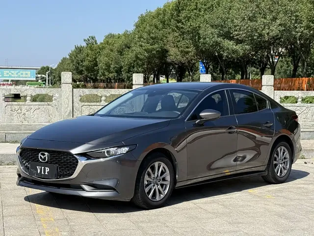 Mazda 3 Axela 2021 1.5L Automatic Quality & Beauty