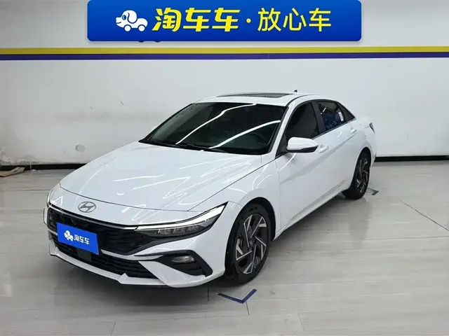 Hyundai Elantra 2023 1.5L CVT GLX Elite Edition