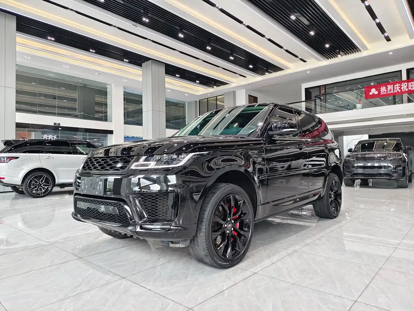 Land Rover Range Rover Sport 2022 Model 3.0 L6 Tiger Ambition Edition