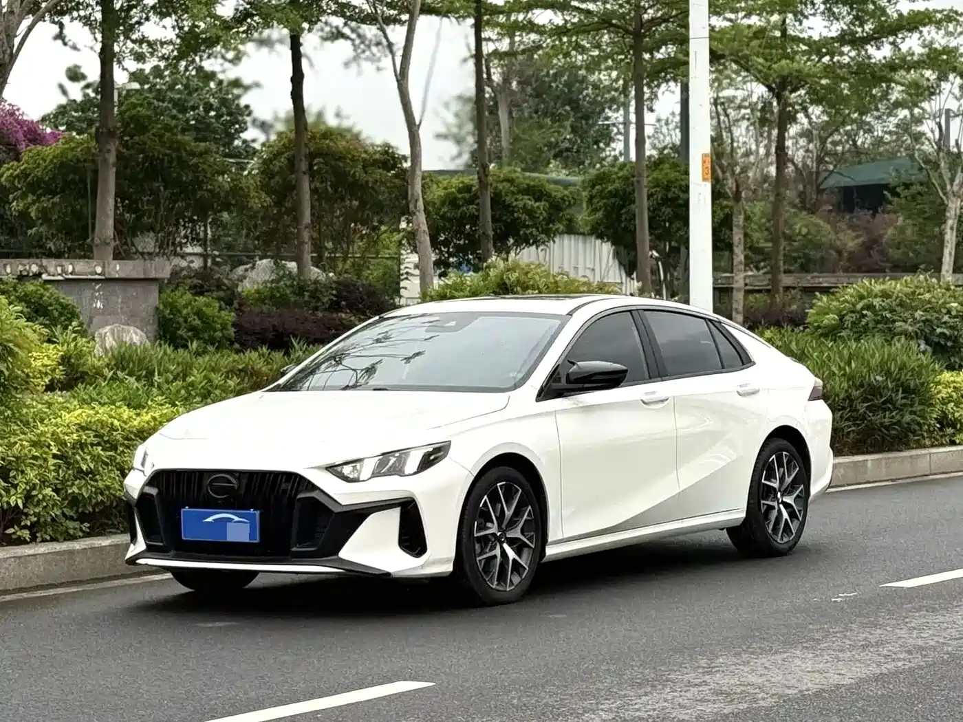GAC Trumpchi Emkoo 2023 Shadow Leopard H High-Efficiency Hybrid