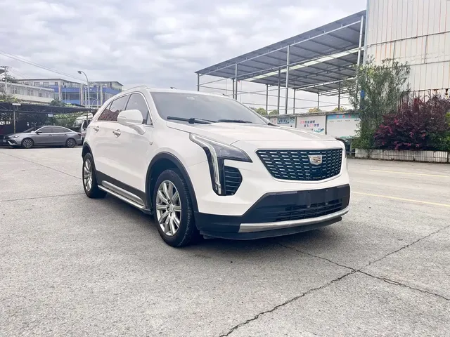 Cadillac XT4 2018 28T FWD Leading Edition