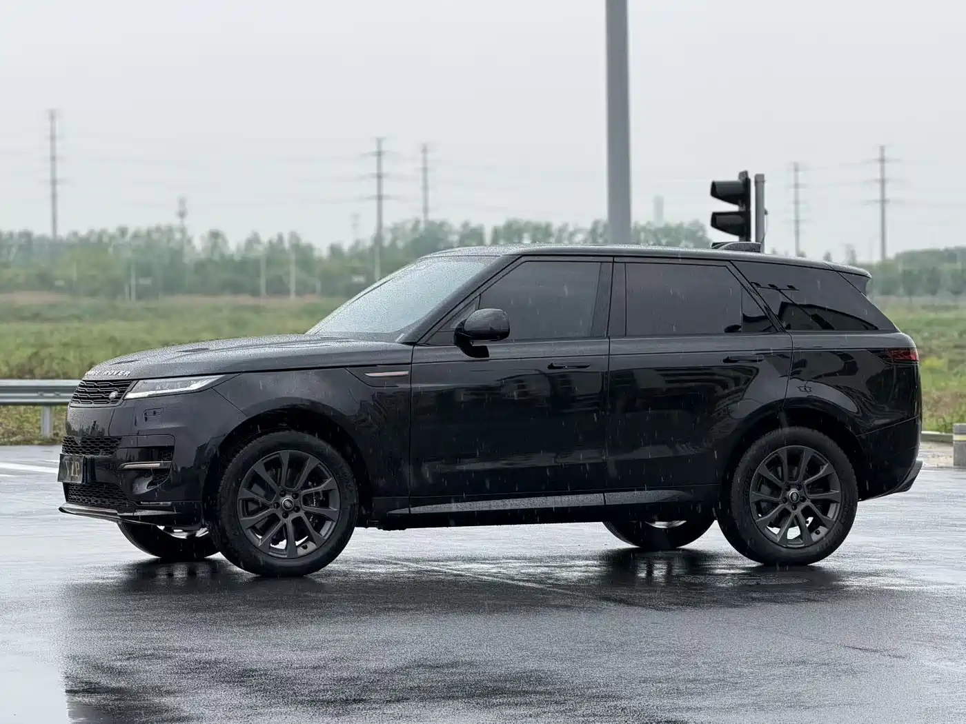 Land Rover Range Rover Sport 2024 400PS Dynamic SE