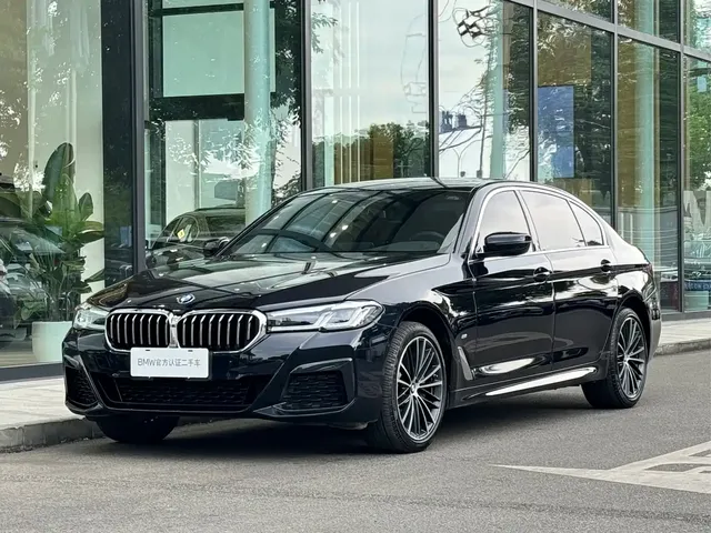 BMW 5 Series 2023 530Li Leading M Sport Package