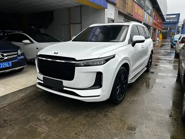 Li Auto Li ONE 2020 Extended Range 6-seater